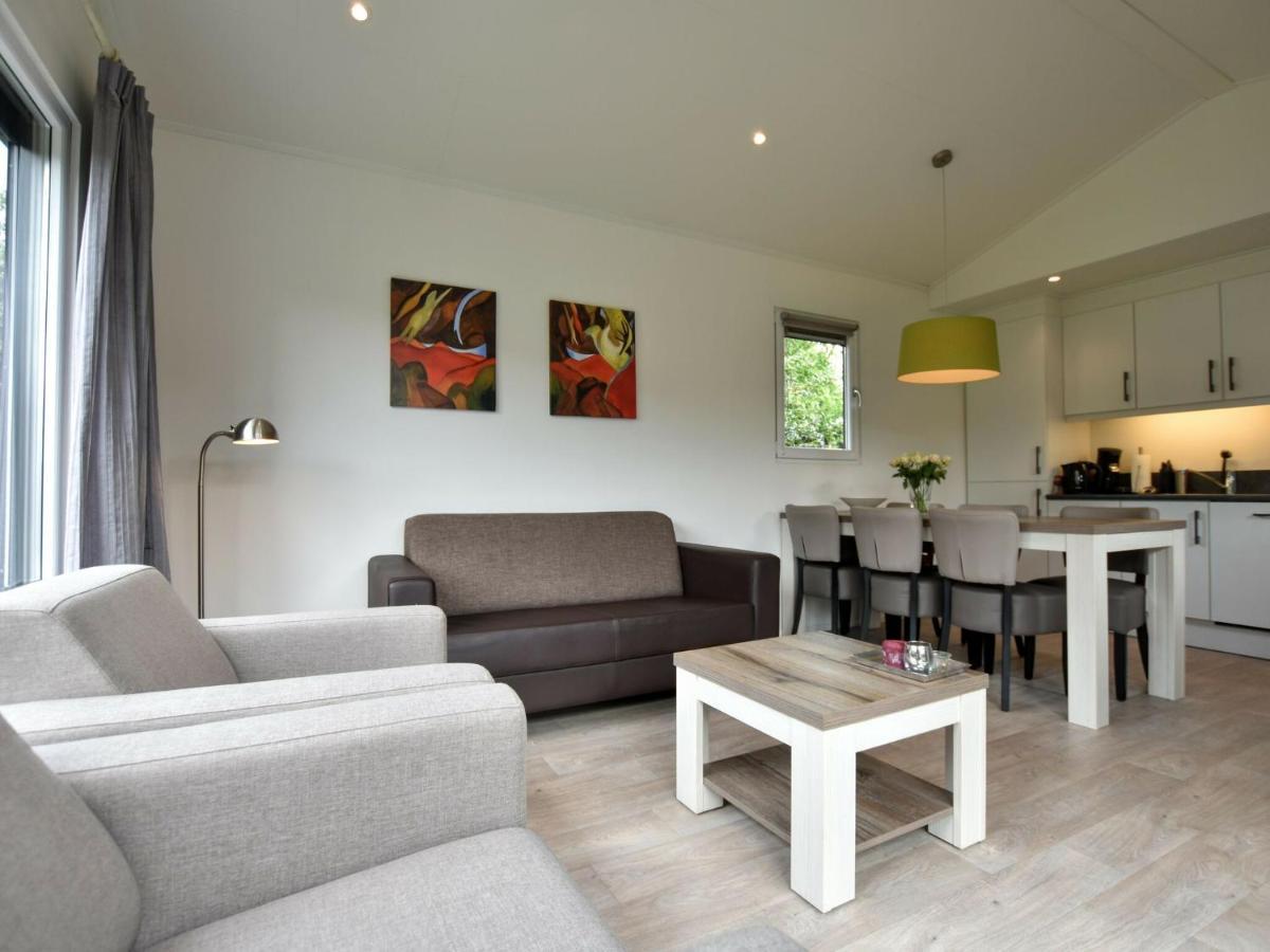 Spacious Chalet In Wolfheze With Garden Exteriör bild