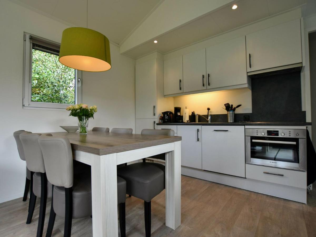 Spacious Chalet In Wolfheze With Garden Exteriör bild
