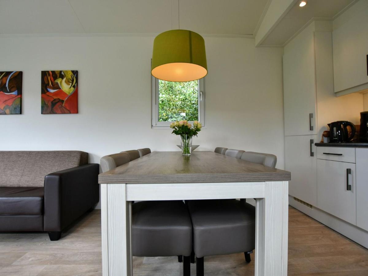 Spacious Chalet In Wolfheze With Garden Exteriör bild