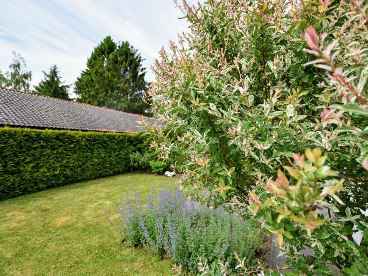 Spacious Chalet In Wolfheze With Garden Exteriör bild