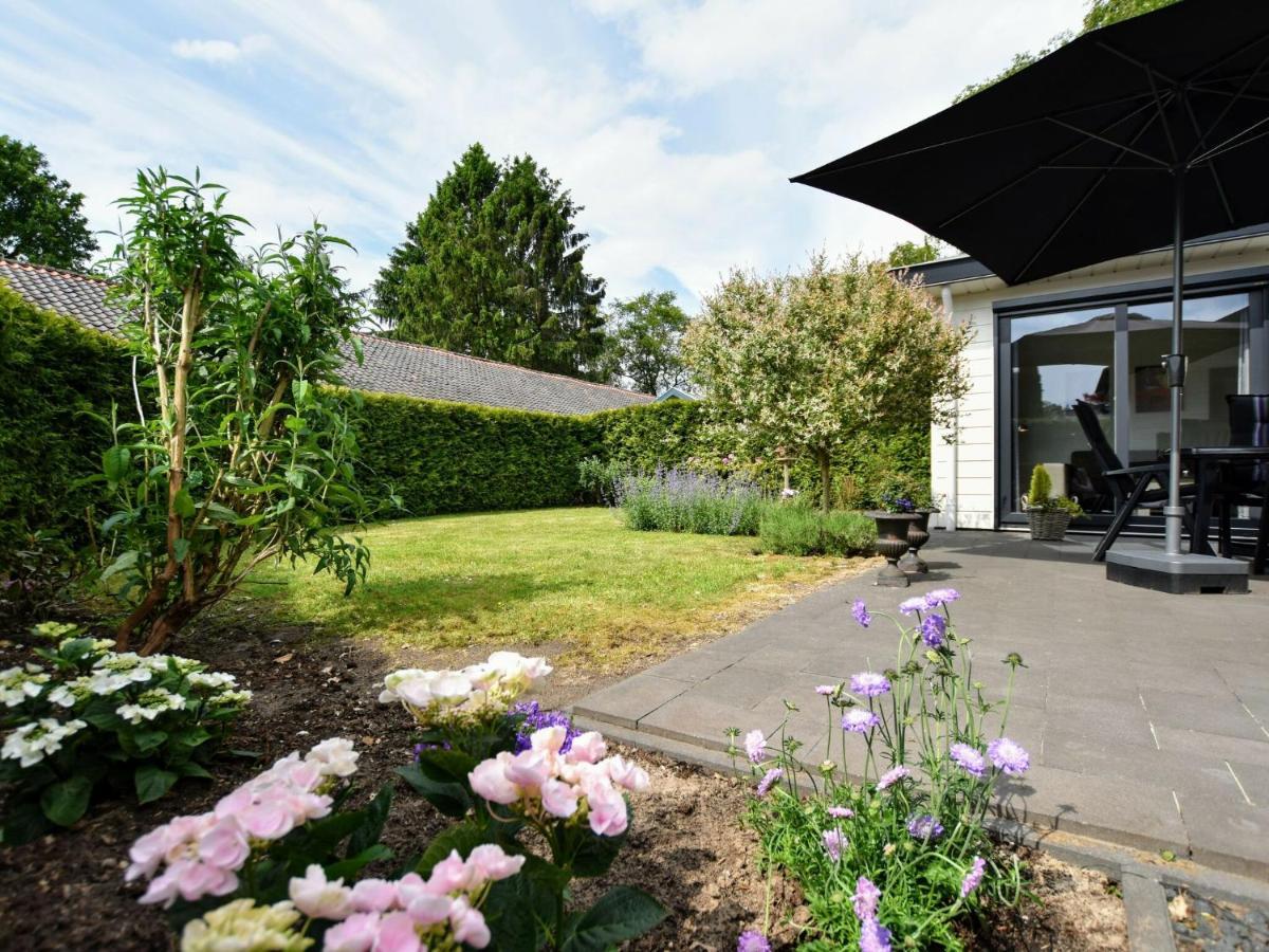 Spacious Chalet In Wolfheze With Garden Exteriör bild